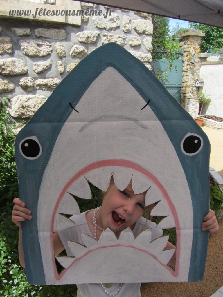 Thème Monde de la mer - Photobooth requin - Fêtes vous même