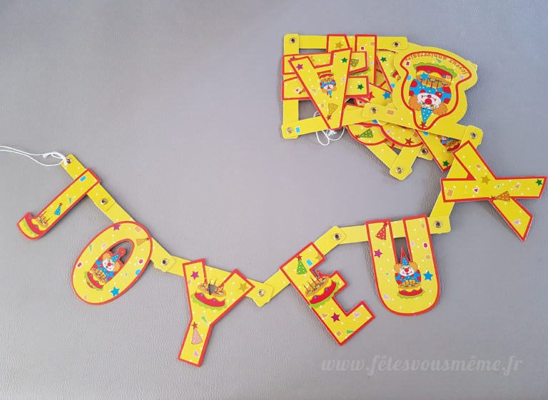 Banderole Joyeux Anniversaire Pour Halloween, Toile De Fond