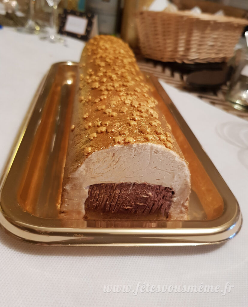 Bûche dorée caramel chocolat